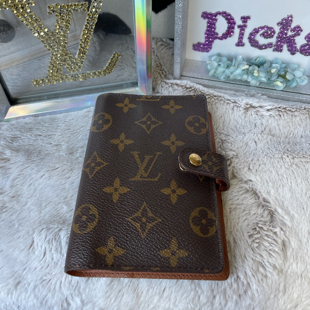 Agenda Mini LV, The size fit with a small index card